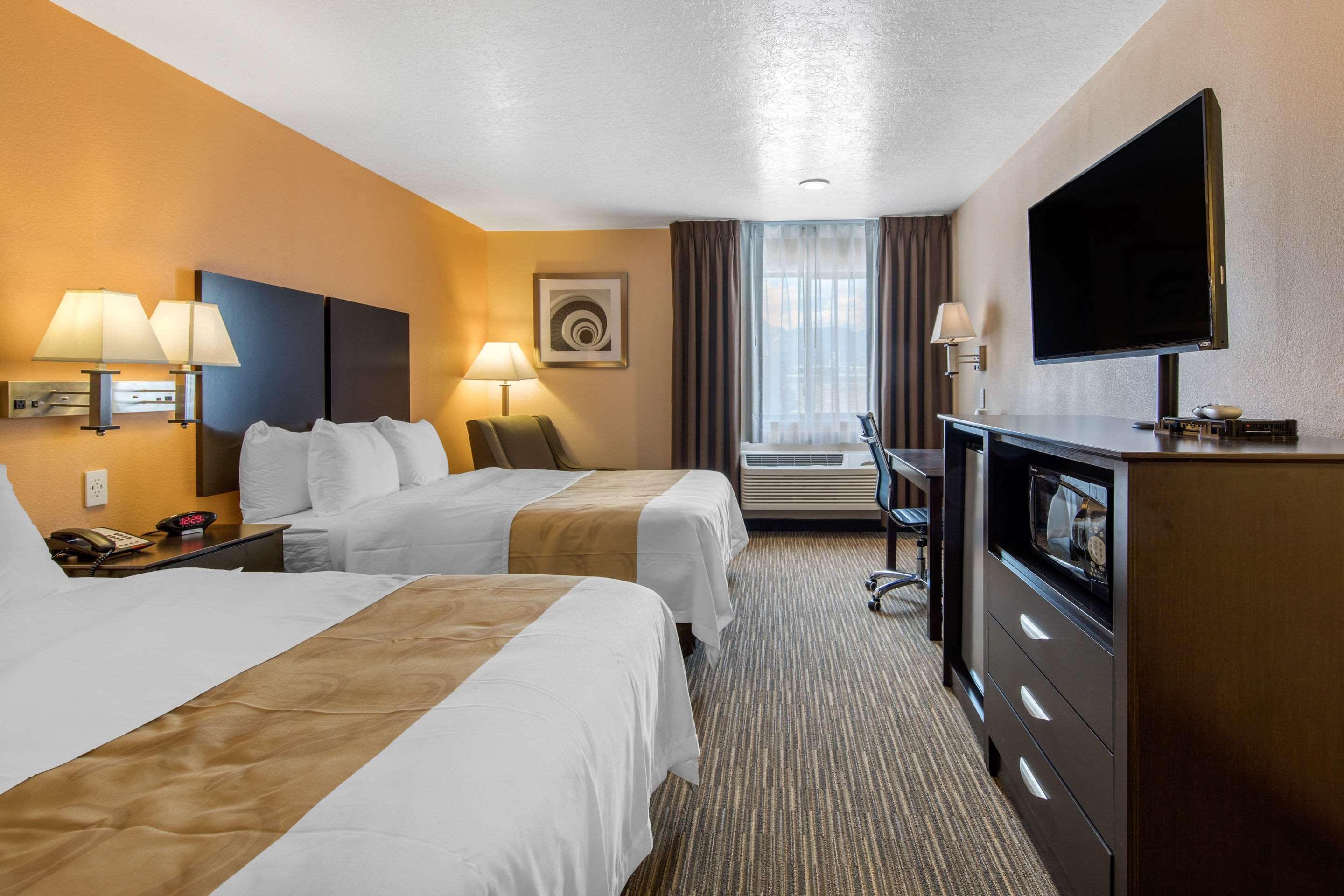 Quality Inn & Suites Albuquerque North Near Balloon Fiesta Park Экстерьер фото