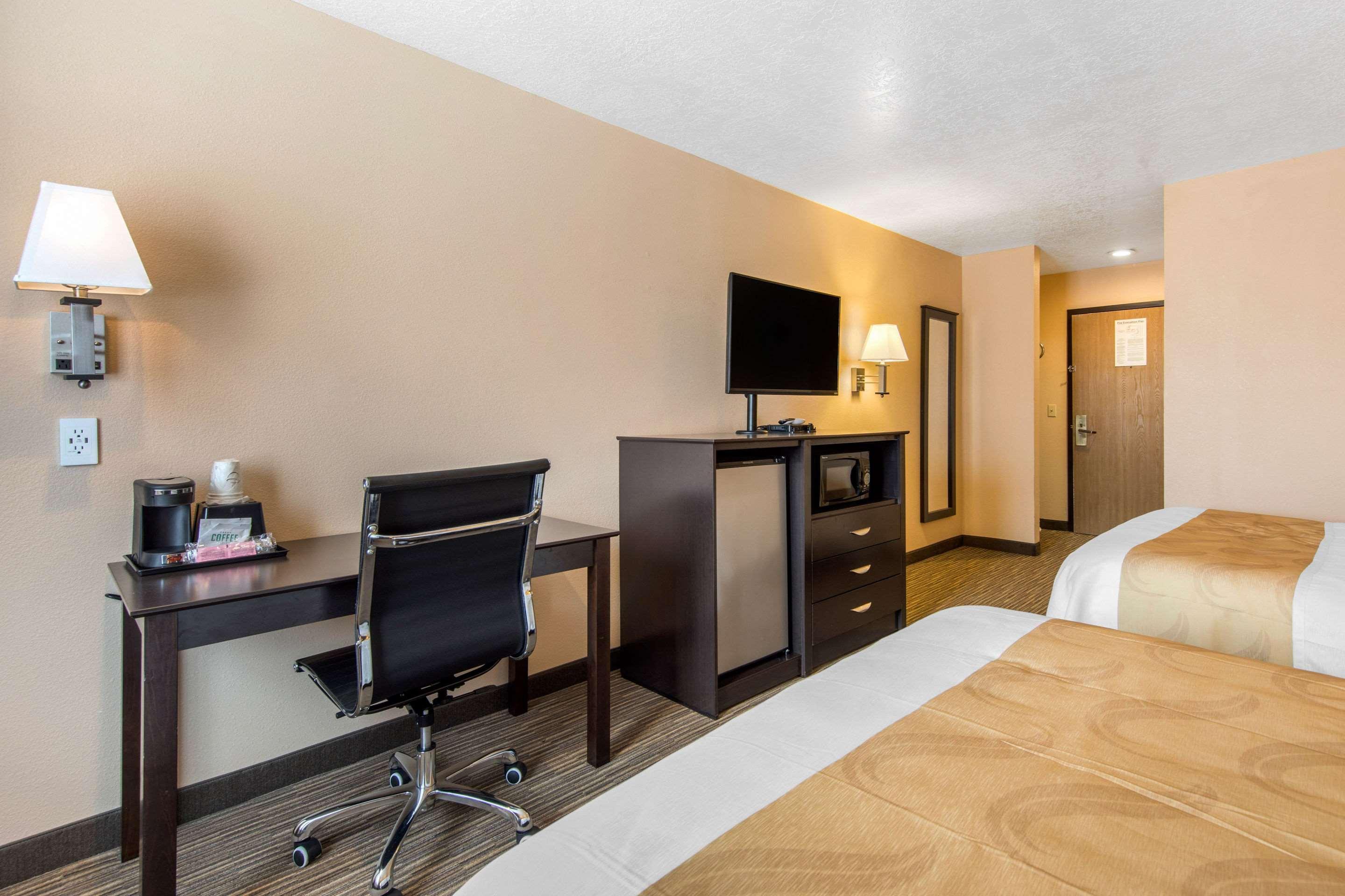 Quality Inn & Suites Albuquerque North Near Balloon Fiesta Park Экстерьер фото