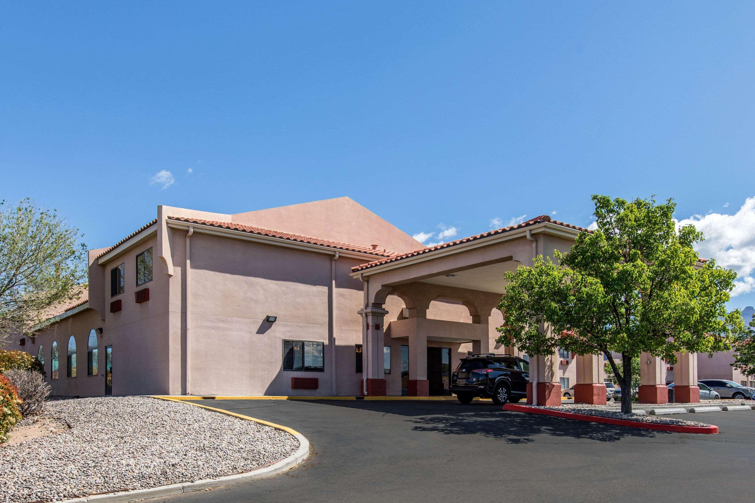 Quality Inn & Suites Albuquerque North Near Balloon Fiesta Park Экстерьер фото