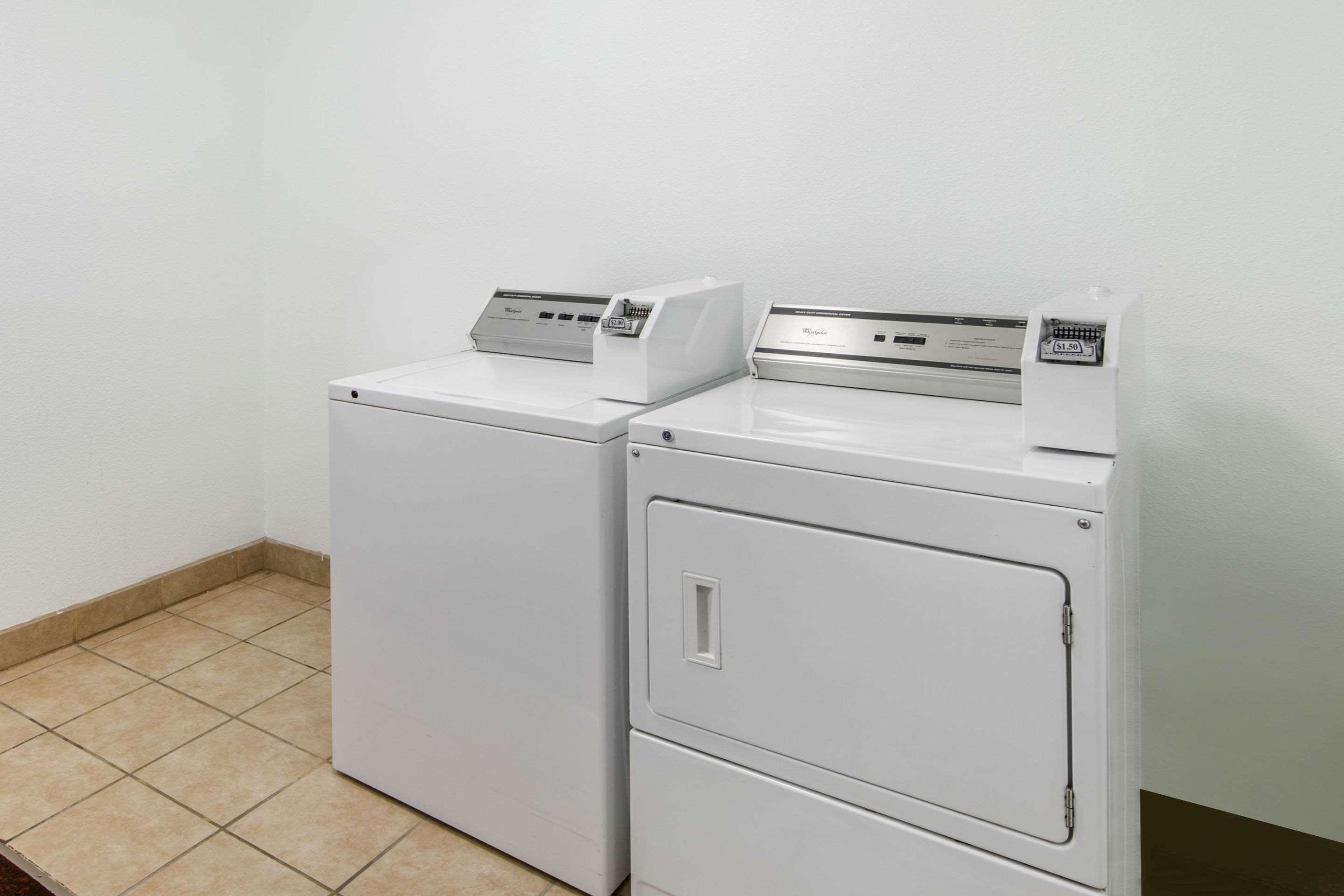 Quality Inn & Suites Albuquerque North Near Balloon Fiesta Park Экстерьер фото